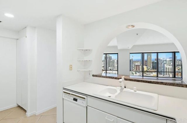 200 W Harbor Drive 2501, San Diego, CA 92101