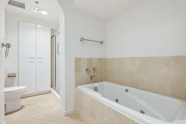 200 W Harbor Drive 2501, San Diego, CA 92101