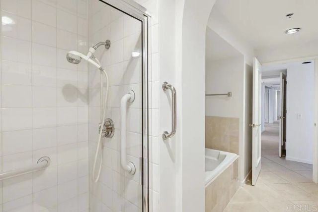 200 W Harbor Drive 2501, San Diego, CA 92101