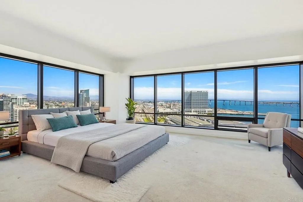200 W Harbor Drive 2501, San Diego, CA 92101