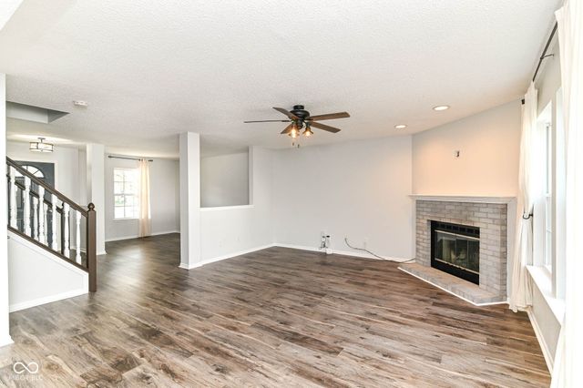 10050 Orange Blossom Trail, Fishers, IN 46038