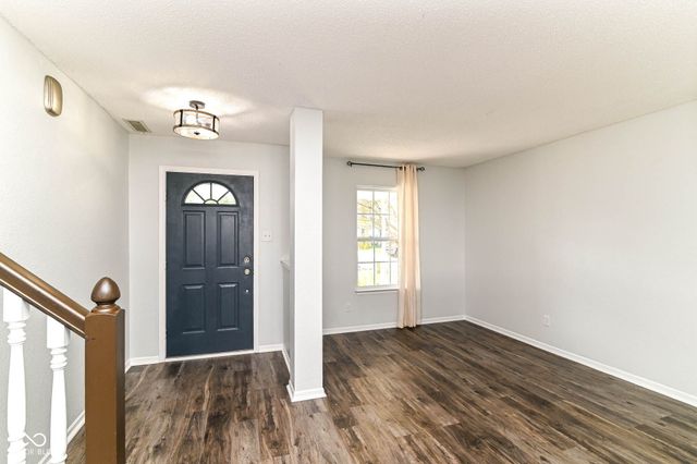 10050 Orange Blossom Trail, Fishers, IN 46038