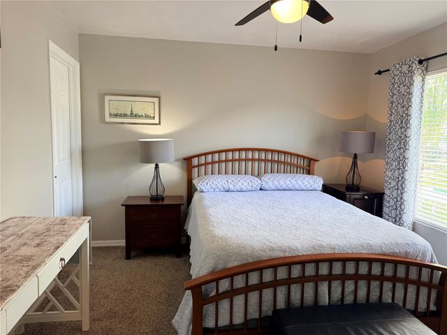 18120 PARADISE POINT DRIVE, Tampa, FL 33647