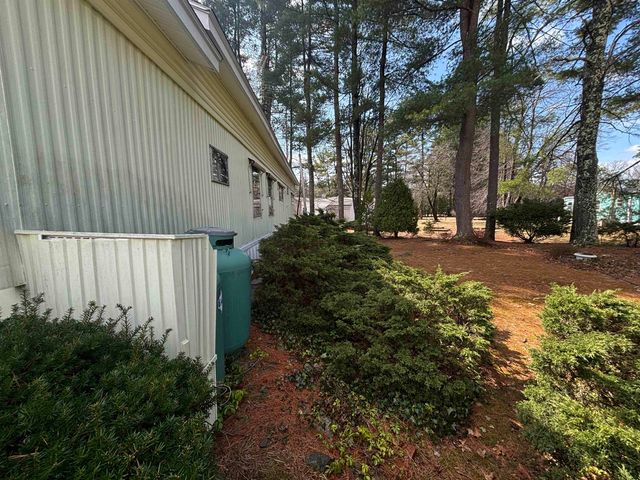 15 Sunrise Trail, Nashua, NH 03062