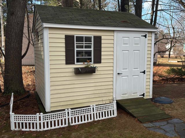 15 Sunrise Trail, Nashua, NH 03062