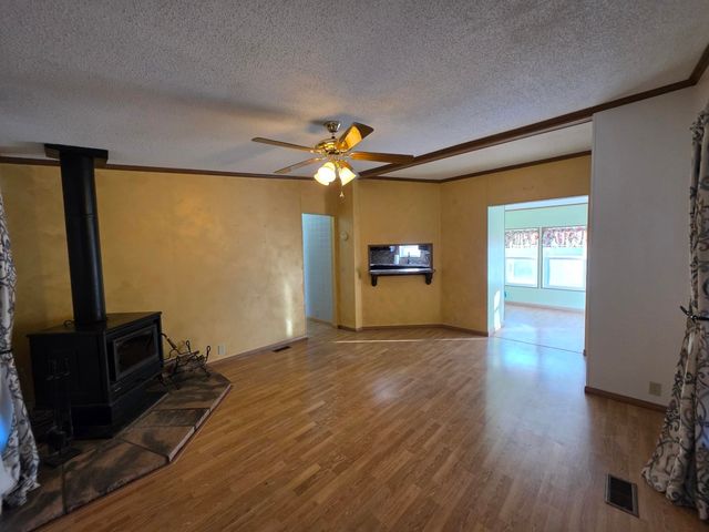 407 Main Street, Max, ND 58759