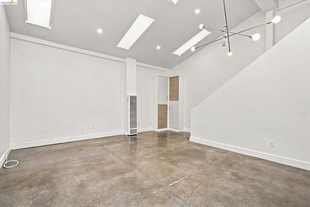 1451 13Th St 1, Oakland, CA 94607