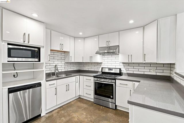 1451 13Th St 1, Oakland, CA 94607