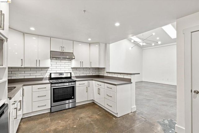 1451 13Th St 1, Oakland, CA 94607