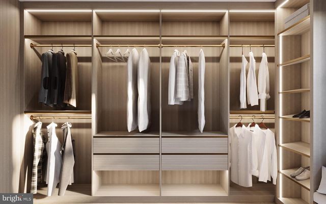 731 LAWTON ST, Mclean, VA 22101