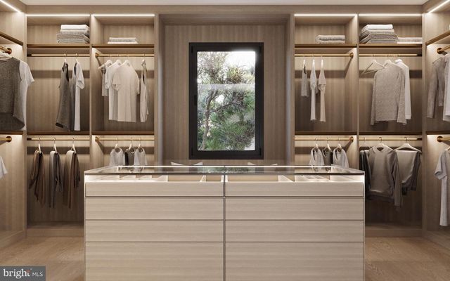 731 LAWTON ST, Mclean, VA 22101