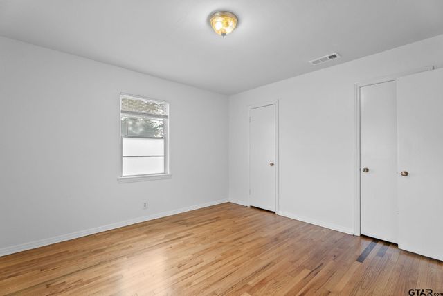 2304 Plume Drive, Tyler, TX 75703