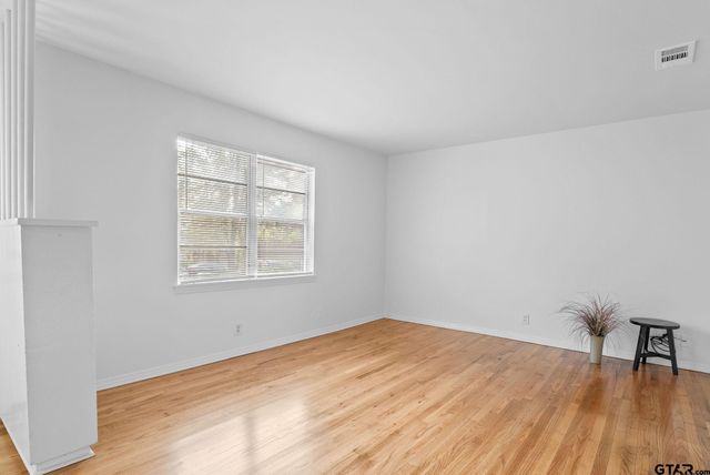 2304 Plume Drive, Tyler, TX 75703