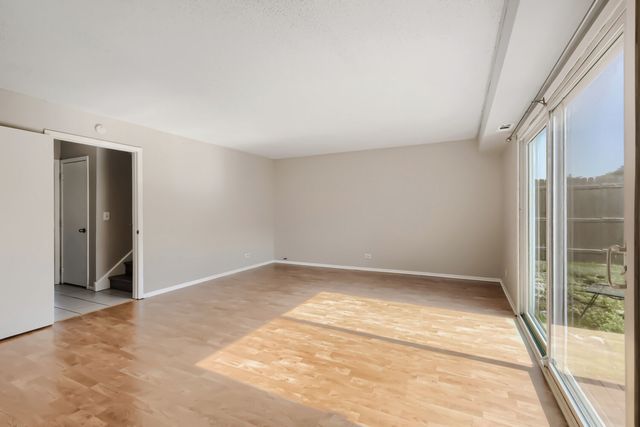 3729 Dory Circle E, Hanover Park, IL 60133