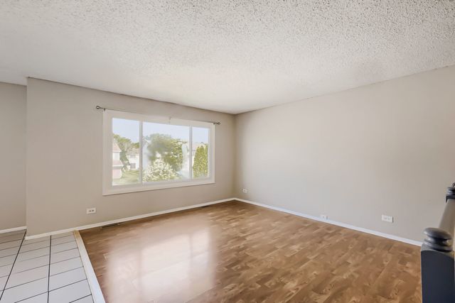 3729 Dory Circle E, Hanover Park, IL 60133