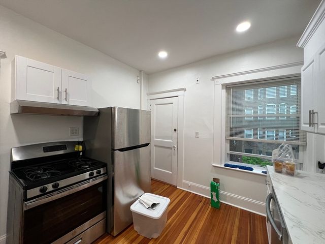 96 Naples Road 3, Brookline, MA 02446