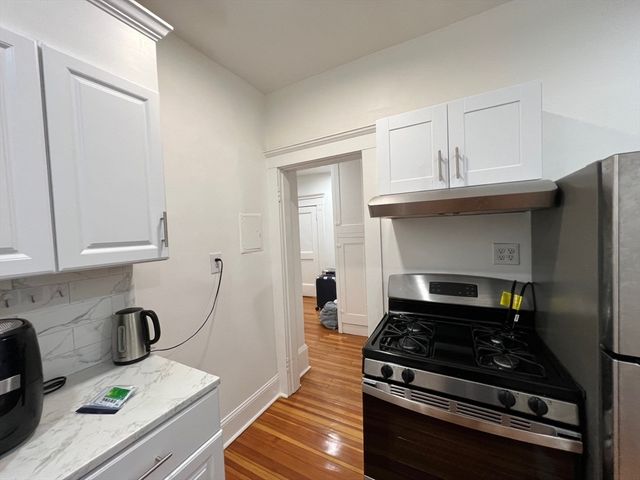 96 Naples Road 3, Brookline, MA 02446