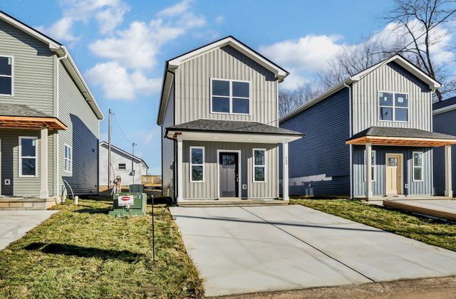209 Robert St, Clarksville, TN 37040