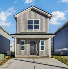 209 Robert St, Clarksville, TN 37040