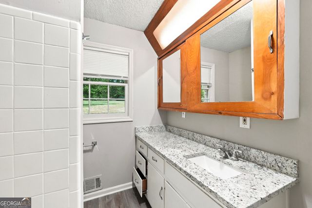 6635 Biscayne Way, Douglasville, GA 30135