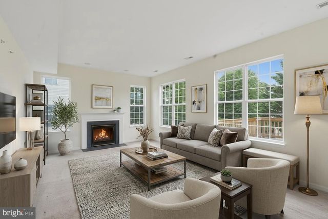 9884 ARROWOOD DR, Manassas, VA 20111