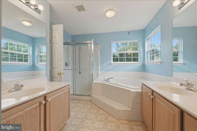 9884 ARROWOOD DR, Manassas, VA 20111