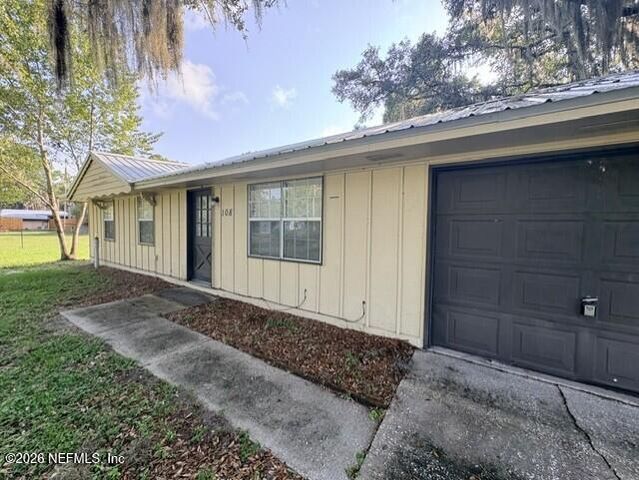 108 RIVER ROAD Drive, Palatka, FL 32177