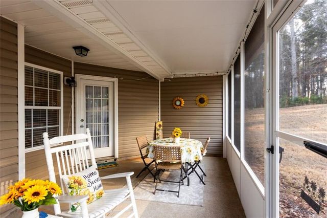 164 Laurel Lane, Social Circle, GA 30025