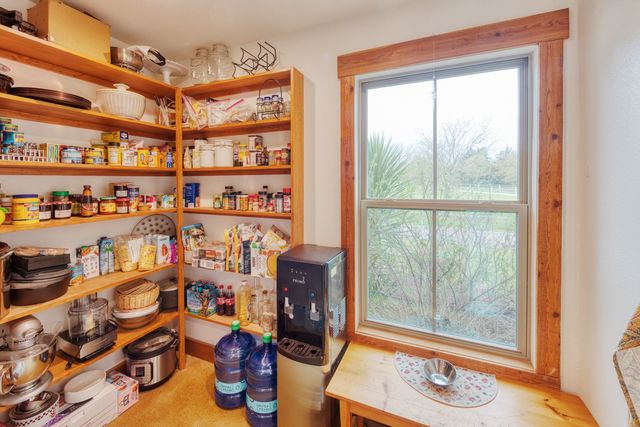 575 County Road 1264, Whitesboro, TX 76273