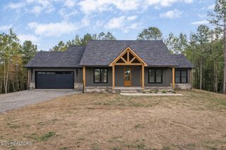 844 Steeplechase Drive, Jamestown, TN 38556