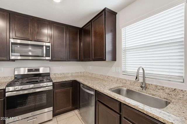 3921 S 82ND Drive, Phoenix, AZ 85043