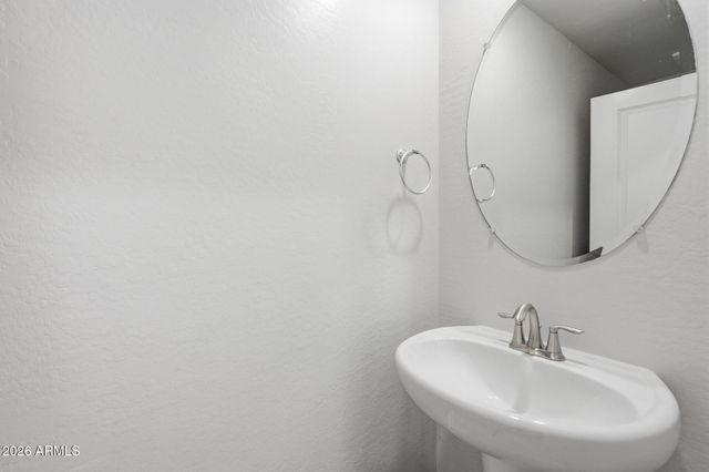 3921 S 82ND Drive, Phoenix, AZ 85043