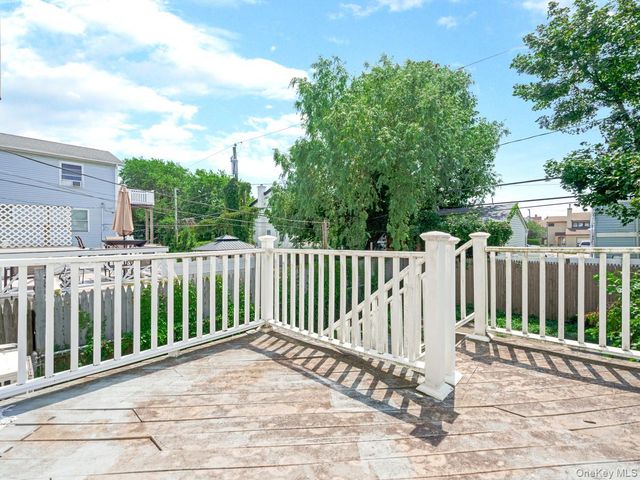60 E Pine Street, Long Beach, NY 11561