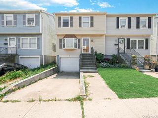 60 E Pine Street, Long Beach, NY 11561