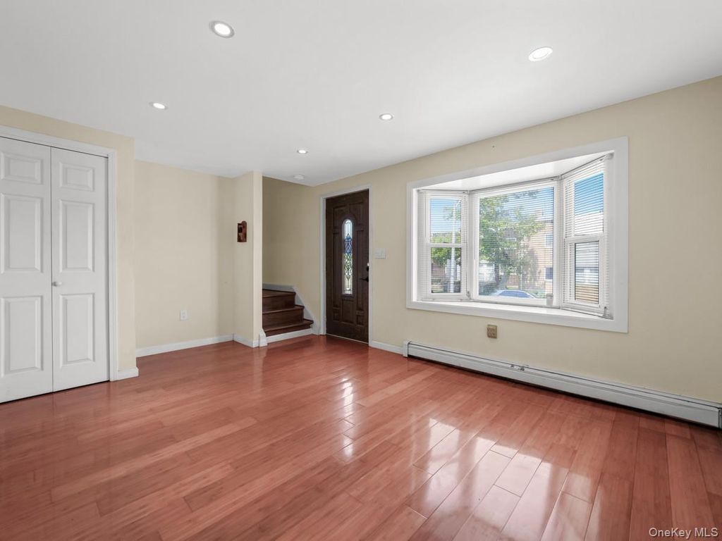 60 E Pine Street, Long Beach, NY 11561 — photo 4