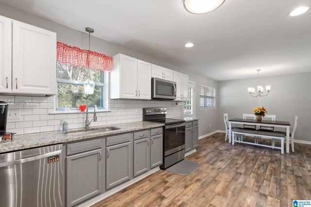 1261 MCCRAVY LANE, Mount Olive, AL 35117