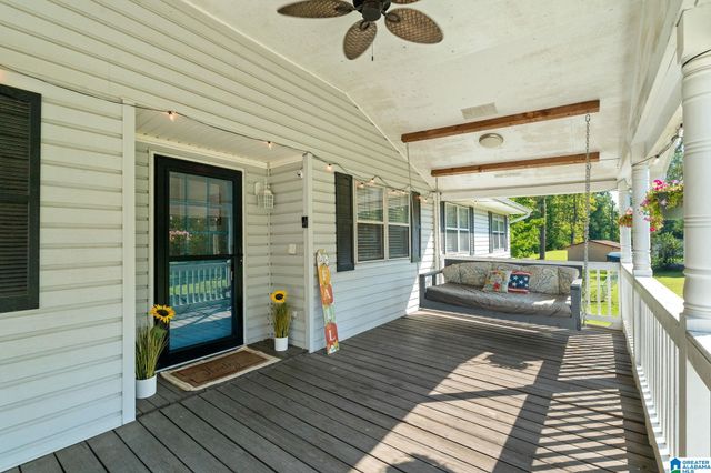 1261 MCCRAVY LANE, Mount Olive, AL 35117