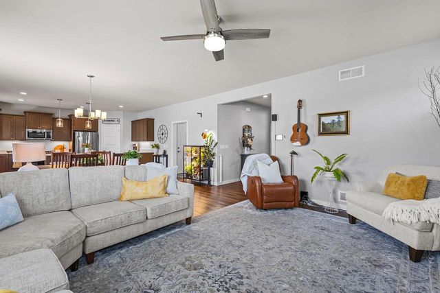 1317 Black Stallion Drive, Madison, WI 53718