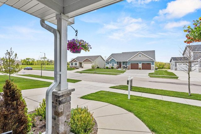 1317 Black Stallion Drive, Madison, WI 53718