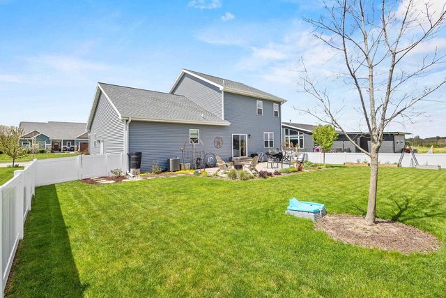 1317 Black Stallion Drive, Madison, WI 53718