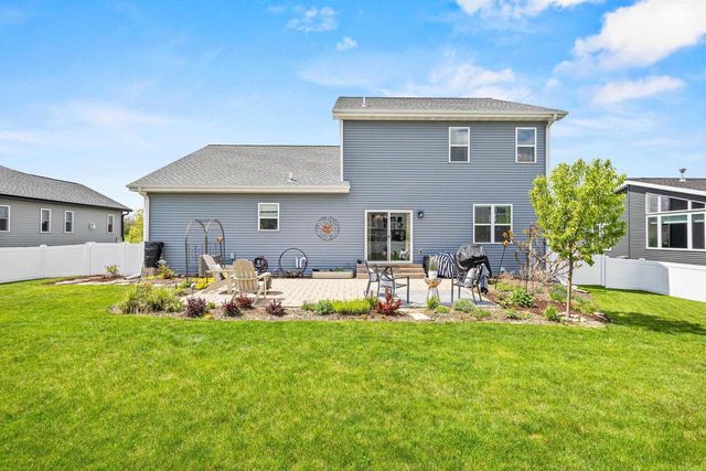 1317 Black Stallion Drive, Madison, WI 53718