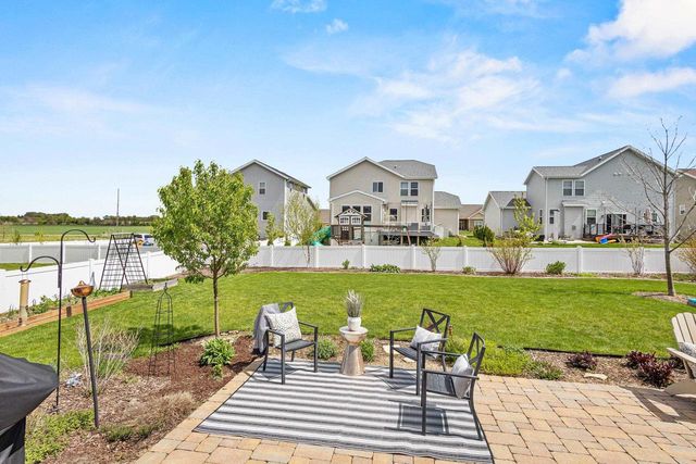 1317 Black Stallion Drive, Madison, WI 53718