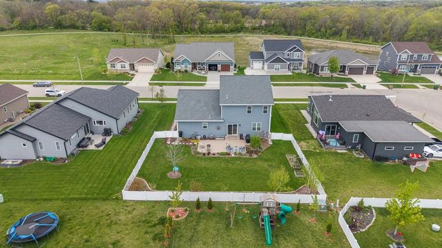 1317 Black Stallion Drive, Madison, WI 53718
