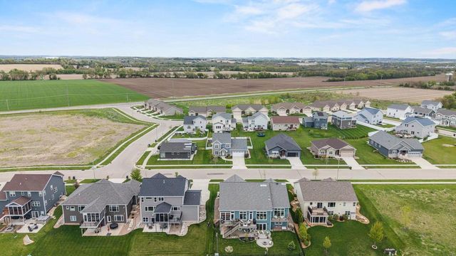 1317 Black Stallion Drive, Madison, WI 53718