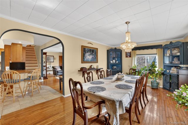 22 Jerome Drive, Cortlandt Manor, NY 10567