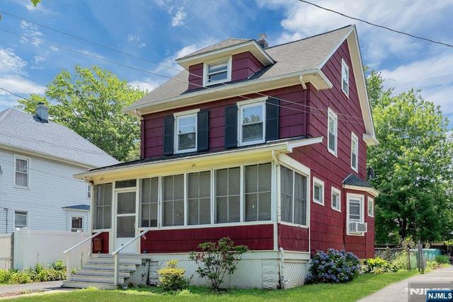 434 3rd Avenue, Roselle, NJ 07203
