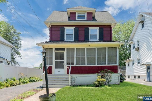 434 3rd Avenue, Roselle, NJ 07203