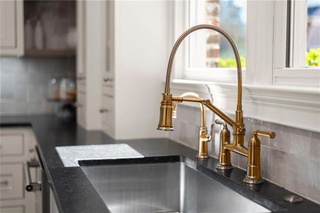 2313 Garden Park Drive SE, Smyrna, GA 30080