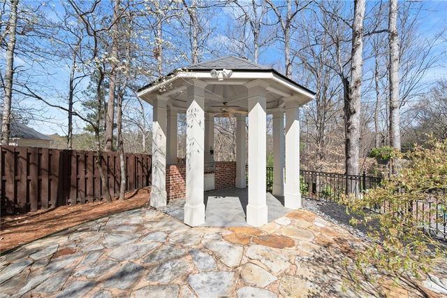 2313 Garden Park Drive SE, Smyrna, GA 30080