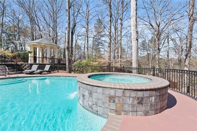 2313 Garden Park Drive SE, Smyrna, GA 30080